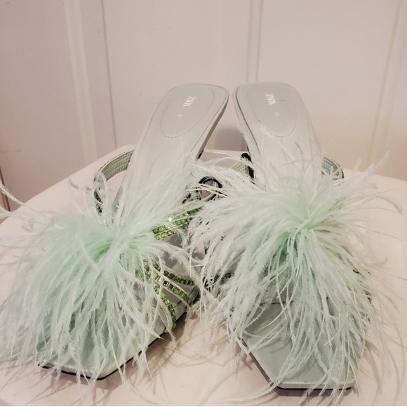 Feathered heeled sandals water green - Picture 9 of 9